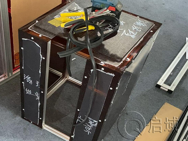 铝型材茶色亚克力板框架2